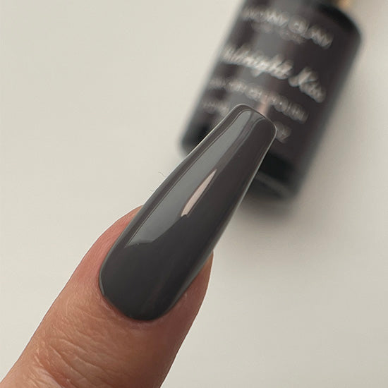 Midnight Kiss | Madam Glam