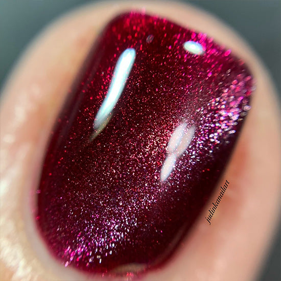 Madam_Glam_Super_Cat_Eye_Gel_Polish_Pink_Kevin