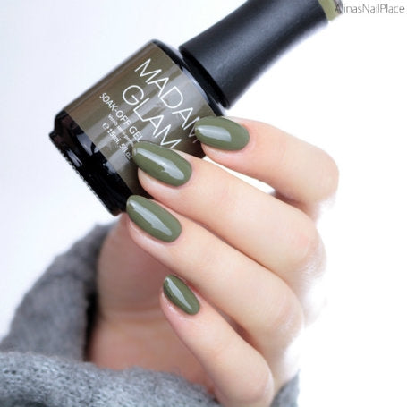 Soak_Off_Gel_Madam_Glam_Green_Down_on_Earth